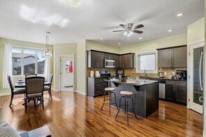 Dining Area - Fully Equipped