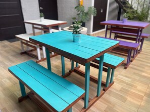 屋外ダイニングエリア