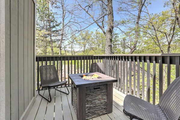 Outdoor Fire Table
