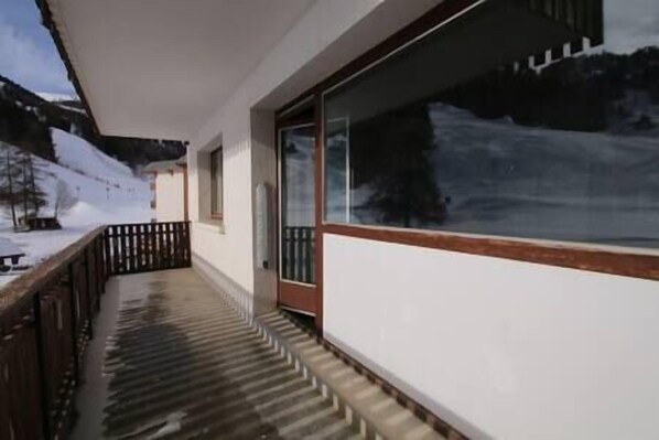 GenepyA22 Balcon.jpg