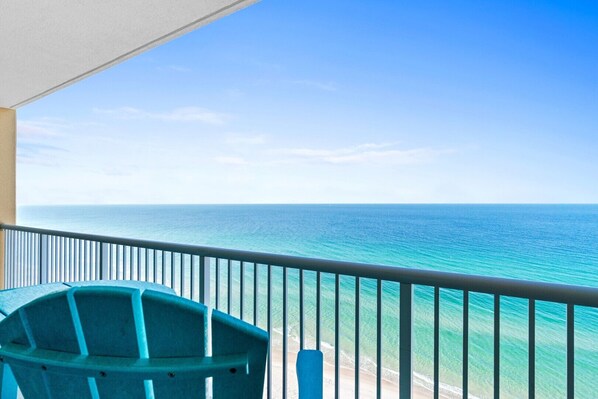 Majestic Resort rental 2-1704 - direct beachfront fantastic!