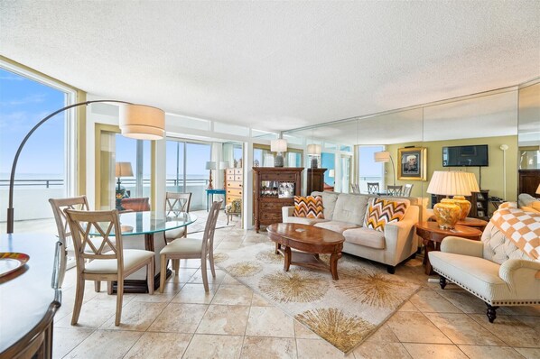 ,Living Room,