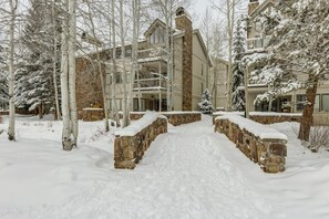 Chateau DuMont