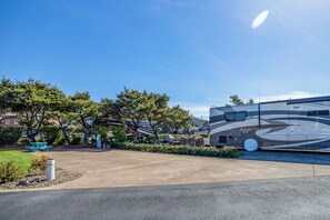 Clubhouse Site B 174 R (5)