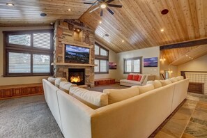 Grand living room at Chateau de Navahoe!
