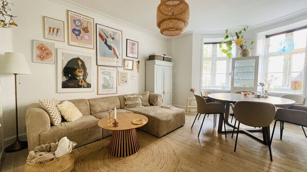Dining Room, Living Room