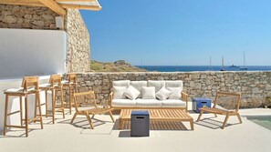 Activities, Amenities, Balcony / Terrace / Patio, Building Exterior, Main Entrance, Pool, Spring, Summer