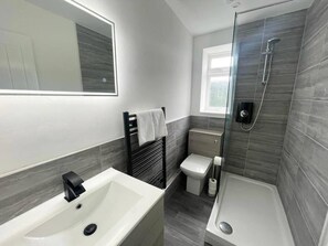 Flat 1