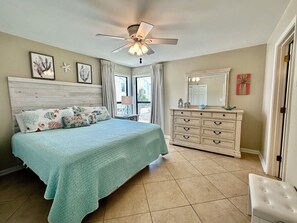 Master bedroom. King bed. Cotton Bayou 6A, 2 bedrooms 2 Bathrooms, Sleeps 6. Managed by Island Rentals