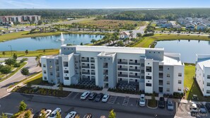 Condo with beautiful view of the lakes