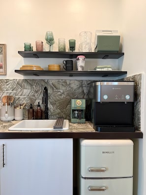 Jungle Bungalow Kitchen with Ice and Water Machine