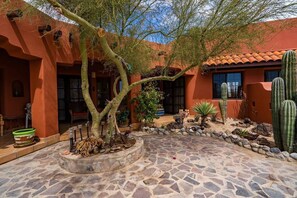 Casa Richy, San Felipe, Baja California - patio entrance