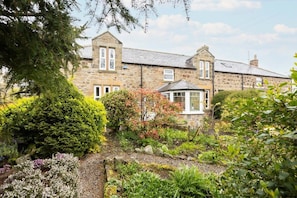 Old Reading Room, Lesbury - Host & Stay