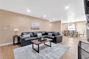 Open floor plan with plenty of space for gatherings 