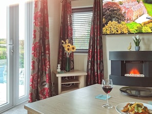 Living area | Forest View Holiday Park- Forrest Lodge - Forest View Holiday Park, Moota, near Cockermouth & North Lakes