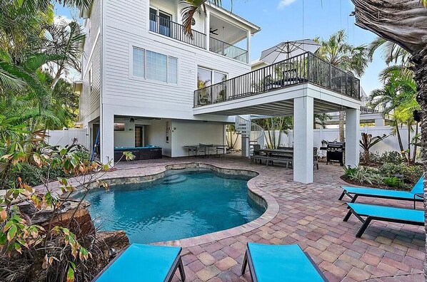 Welcome to Tropical Oasis
