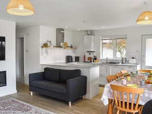 Open plan living space | Halcyon’s Rest, St. Tudy, near Bodmin