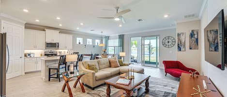 Naples Vacation Rental | 4BR | 2BA | 2,103 Sq Ft | Step-Free Entry