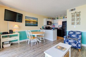 Atlantic Towers 1003-large-008-036-Main Living Area-1498x1000-72dpi