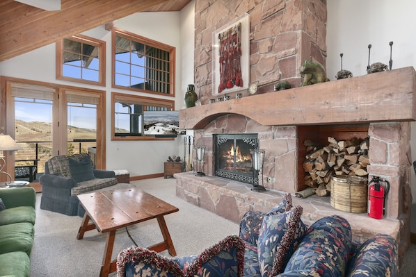 Furniture, Indoors, Living Room, Fireplace, Couch