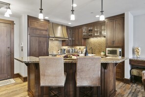 Indoors, Kitchen, Kitchen Island, Microwave, Oven
