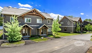 Villas of Muskoka - Duplex Villa 7B