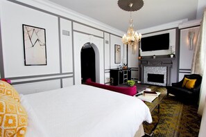 King size bed