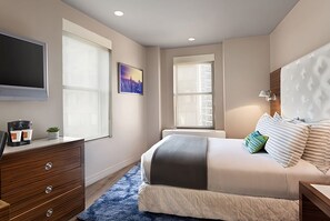Unit with Queen Bed. Exact unit assigned upon arrival