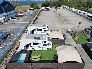 ・[Camper area] Seaside glamping where you can easily enjoy the outdoor life. I feel like traveling abroad♪