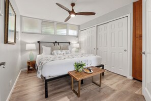 Hale Ono Loa 104 Bedroom 1