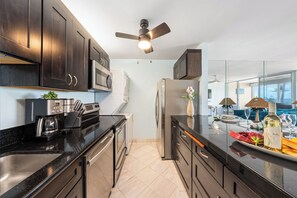 Kamaole Beach Royale 506 kitchen 1