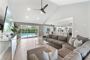 Open living space with ample seating awaits at Island Hideaway.