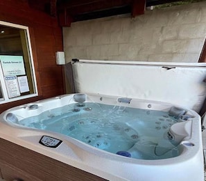 Tina de hidromasaje interior