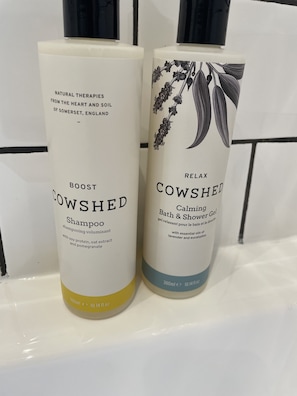 Bathroom amenities