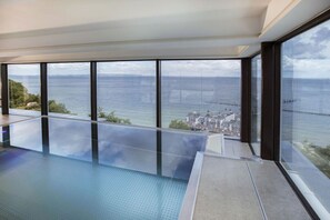 Holiday Home Swimming Pool