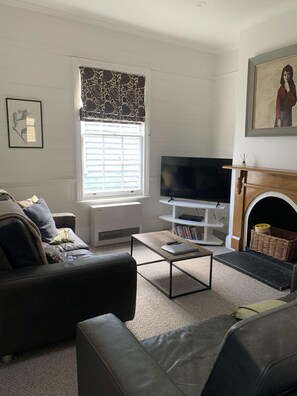 Comfortable Lounge