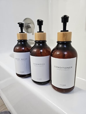 Équipements de salle de bain