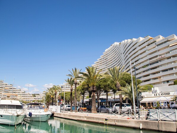 Marina
