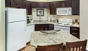 pinetop-two-bedroom-kitchen-1-664x386_enhanced