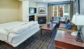 pinetop-studio-suite-2-664x386_enhanced