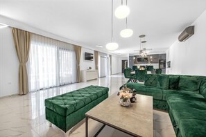 Living and dining room