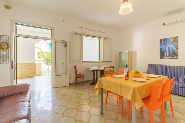 Living and dining room