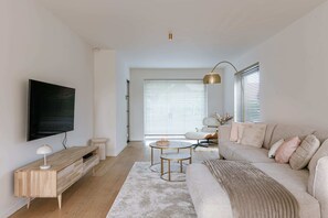 Spacious living area