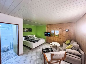 Cadre, Propriété, Canapé, Salon, Confort, Design Intérieur, Sol, Sol, Télévision, Mur