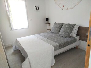 chambre lit double 140 x 190