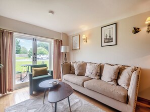 Living area | Lidsey Farmhouse, Bognor Regis