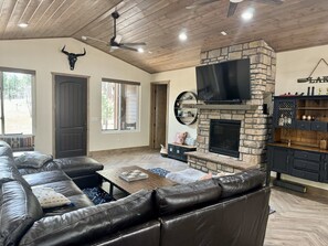 Living area with view to front yard
