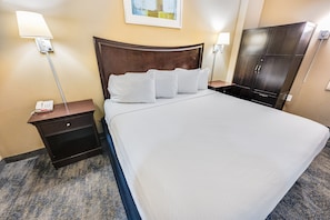King Bed in Bedroom, Beautifully Decorated
