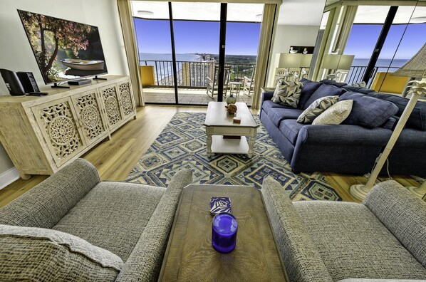 Beautifully Decorated Living Room with Views of the Ocean!