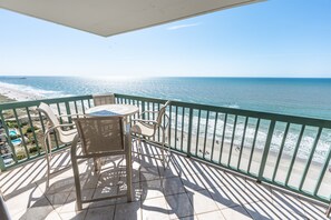Large Balcony with Direct Oceanfront Views, Amazing!
